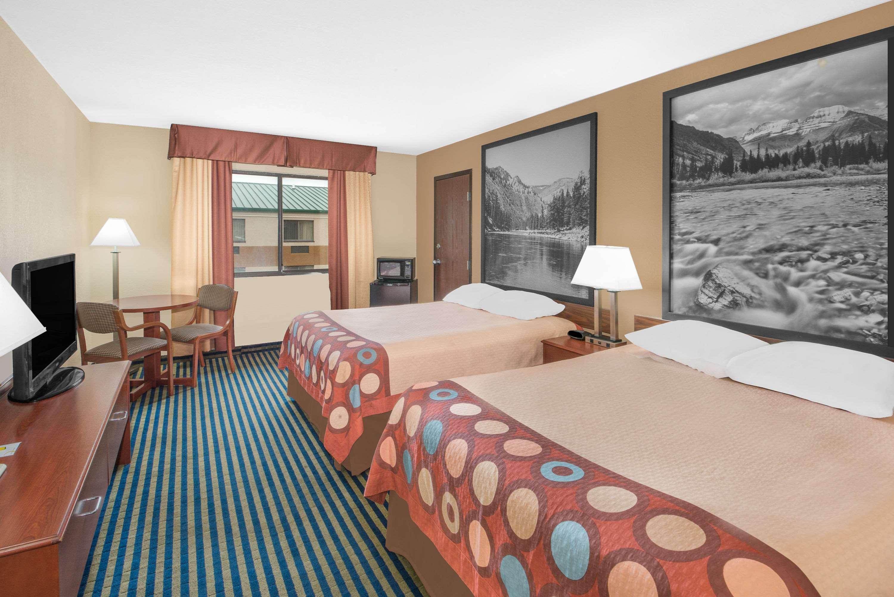 Super 8 By Wyndham Marshalltown Exterior foto